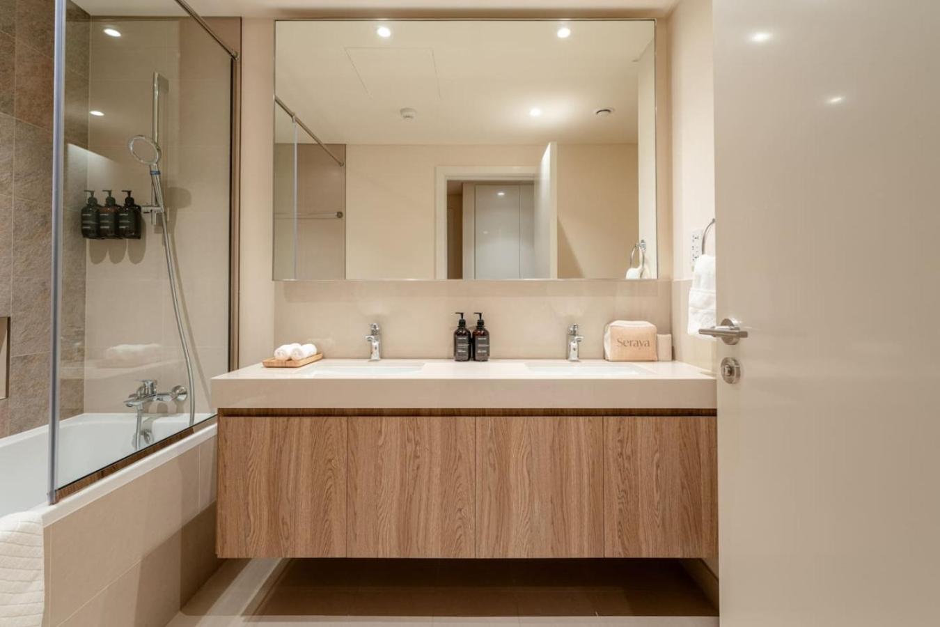 Seraya 15 - 3bdr - Private Infrared Sauna - Views * Dubai