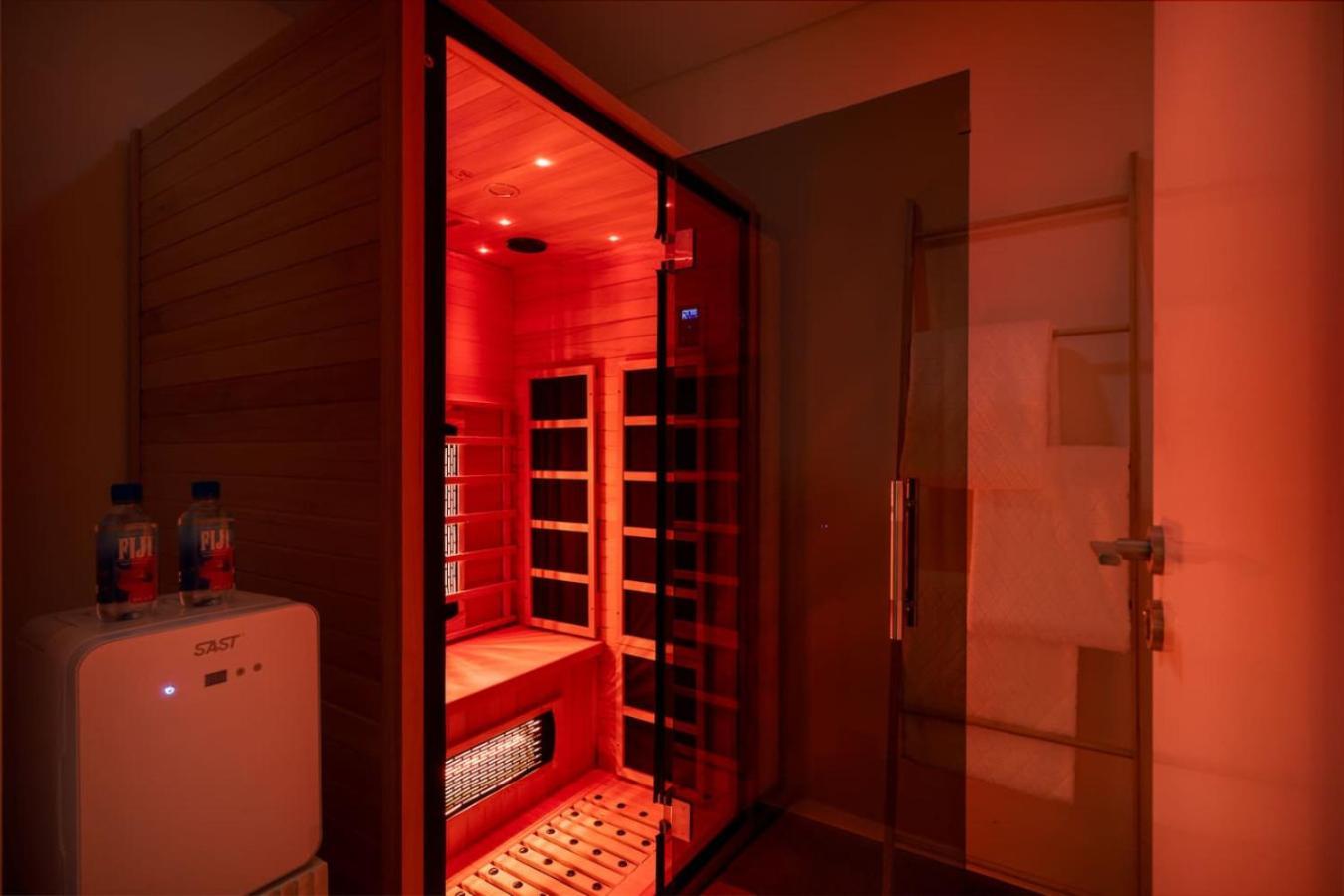 Apartment Seraya 15 - 3bdr - Private Infrared Sauna - Views Dubai